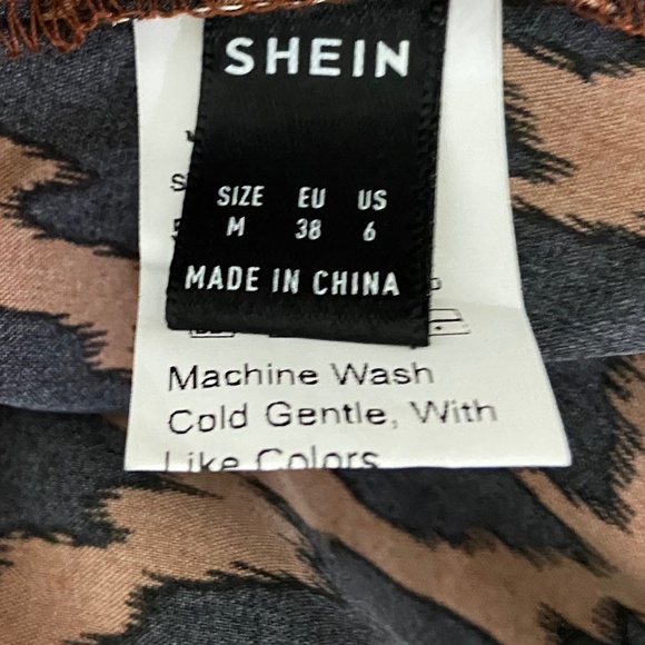 SHEIN Back Bow Tie Dress - Picture 5 of 5